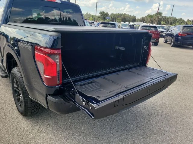 Used 2024 Blue Ford XLT image 11