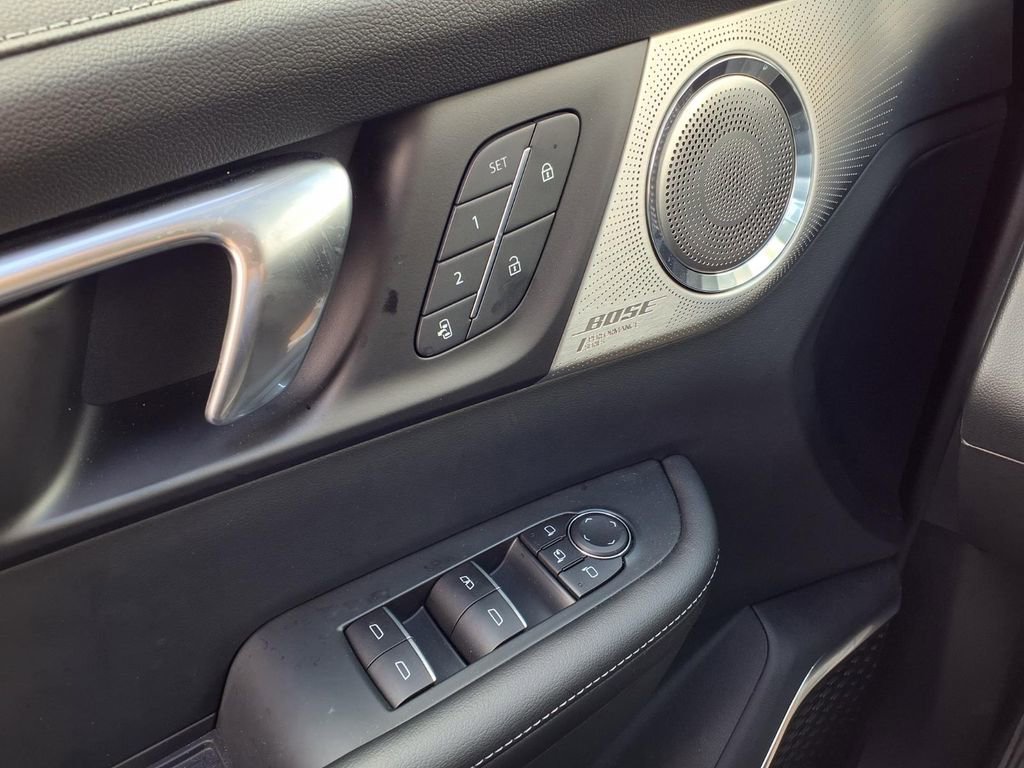 2026 Buick Enclave Avenir - Photo 12