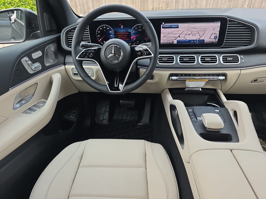 New 2026 Black Mercedes-Benz GLE 450 image 13