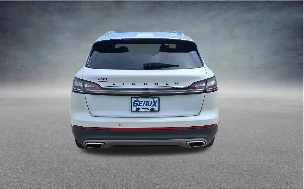 Used 2023 White Lincoln Black Label image 6