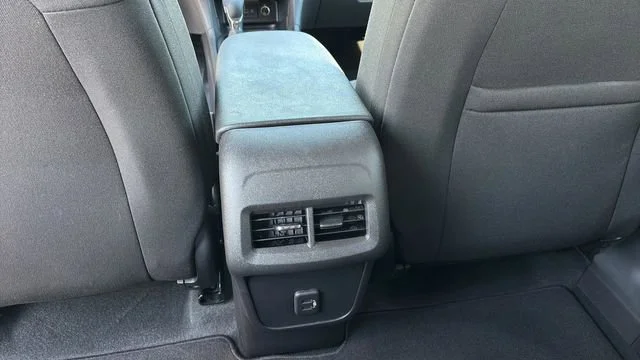 Used 2024 Lakeshore Blue Metallic Chevrolet LT image 20