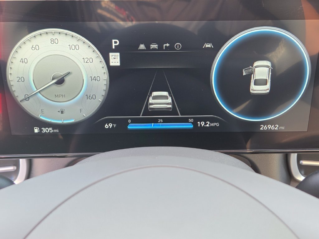 Used 2025 Red Hyundai SEL Convenience image 28