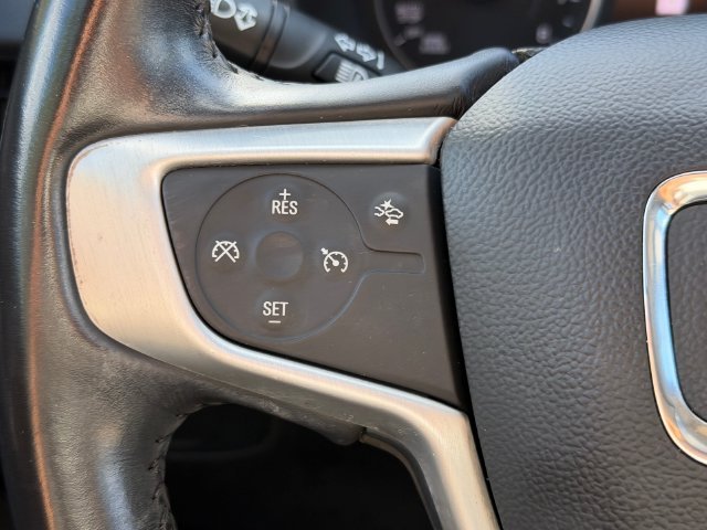 Used 2021 Gray GMC SLE image 28