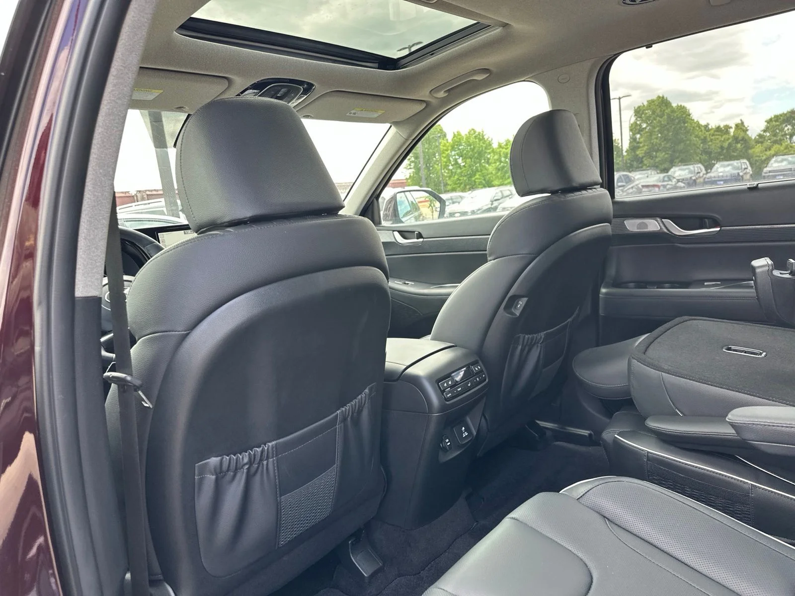 Used 2023 Red Hyundai Limited image 20