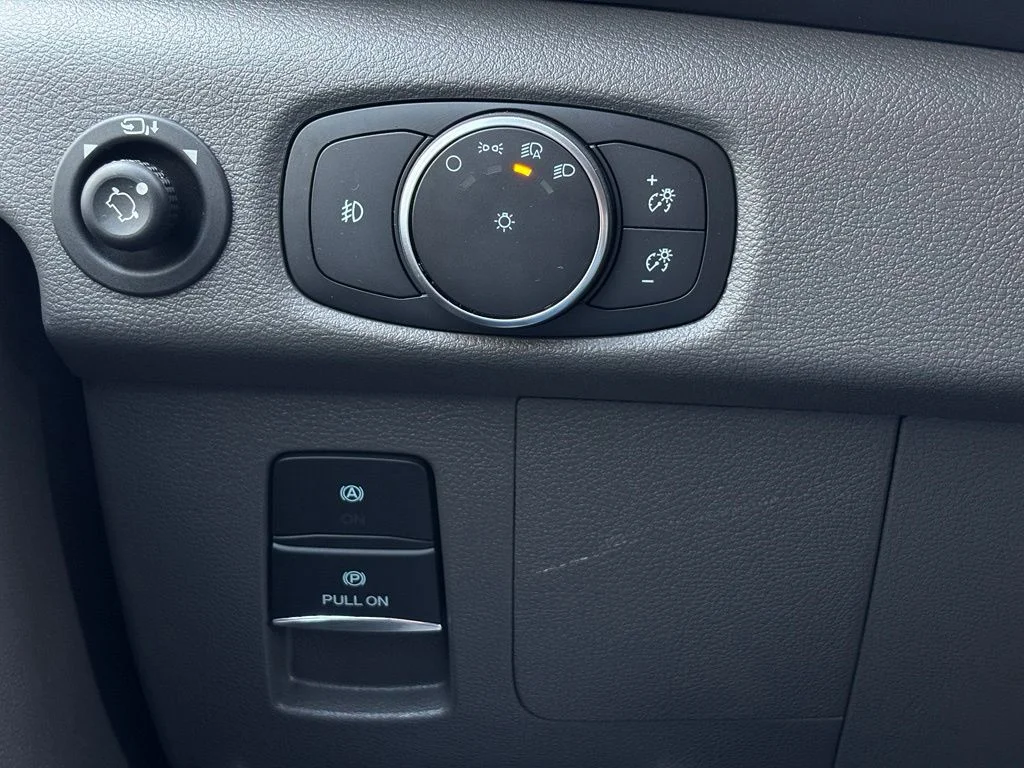 New 2026 Gray Ford Explorer Limited SE image 29