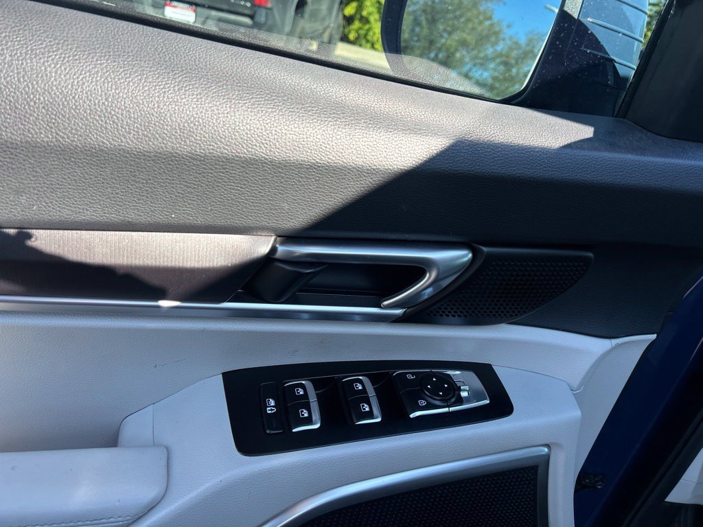 Used 2023 Midnight Lake Blue Kia S image 19