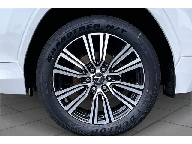 New 2026 Eminent White Pearl Lexus LUXURY image 28