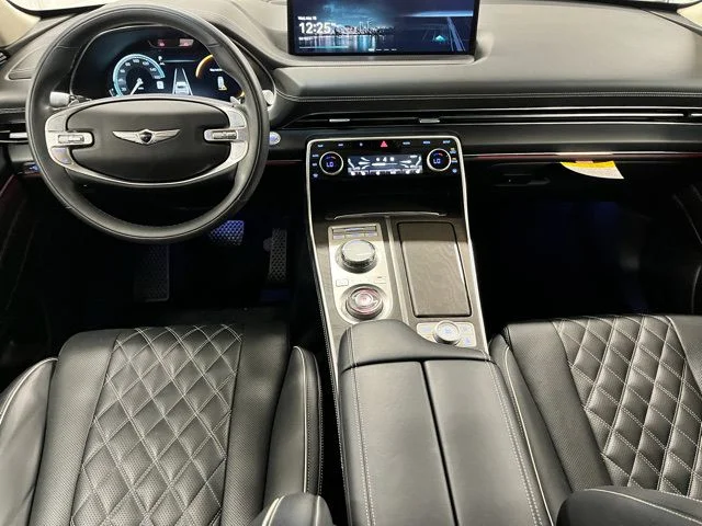 2024 GENESIS GV80 - Photo 13