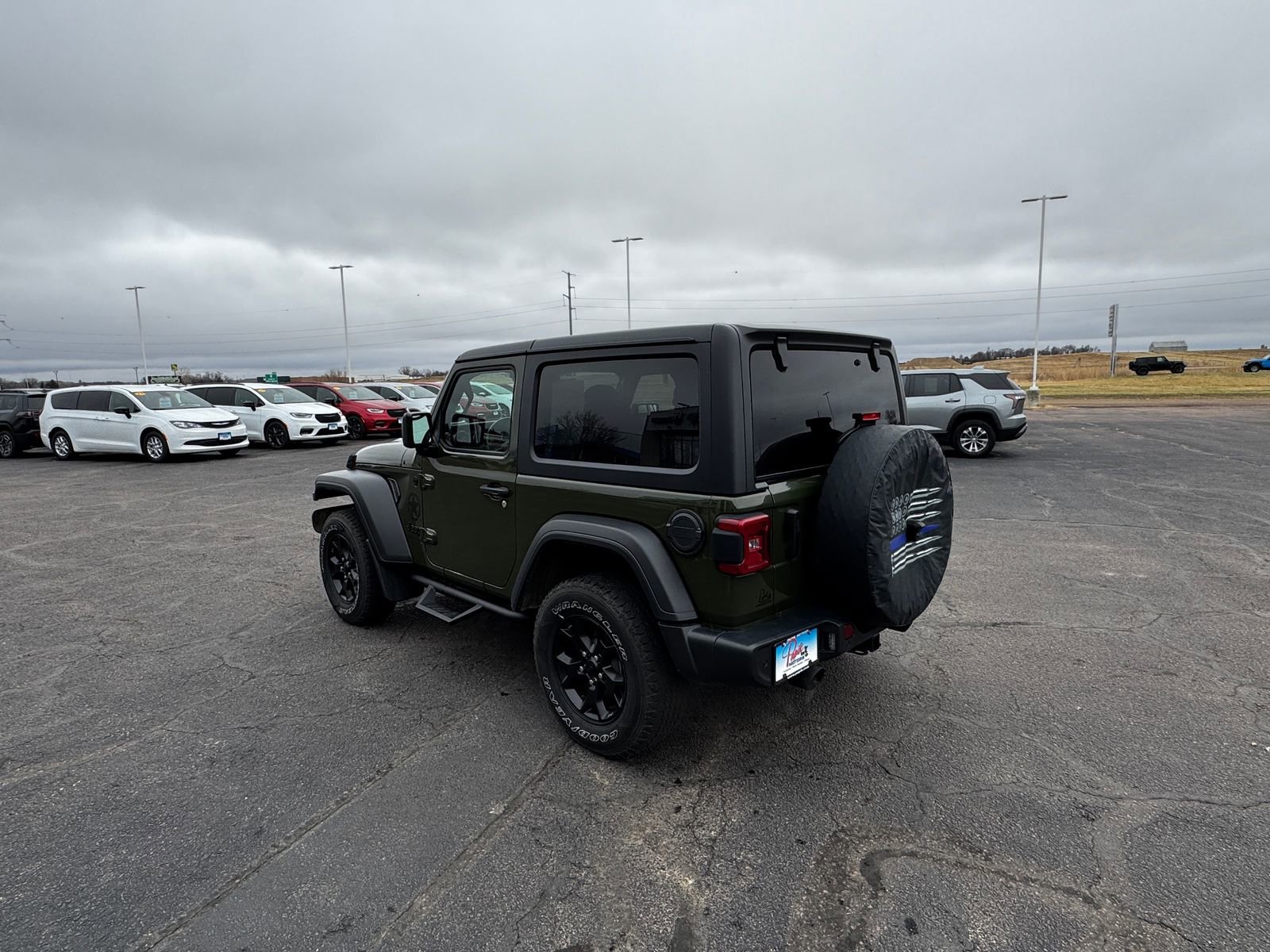 Used 2021  Jeep Willys image 11