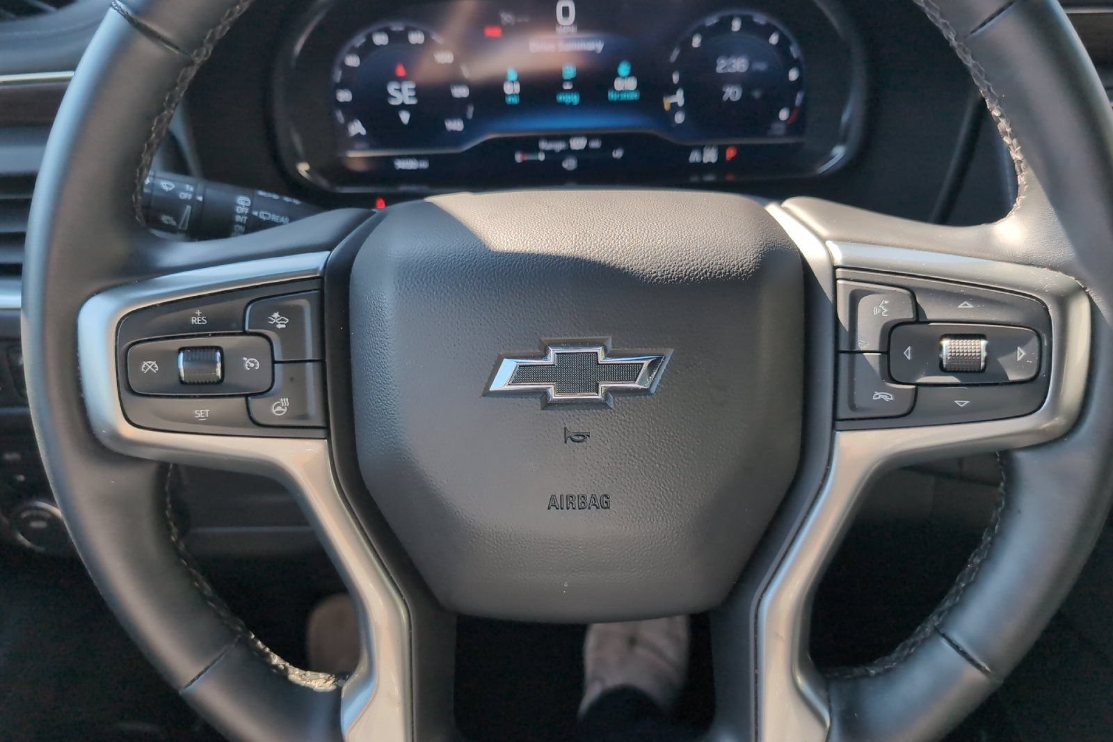 Used 2024 Black Chevrolet Z71 image 26