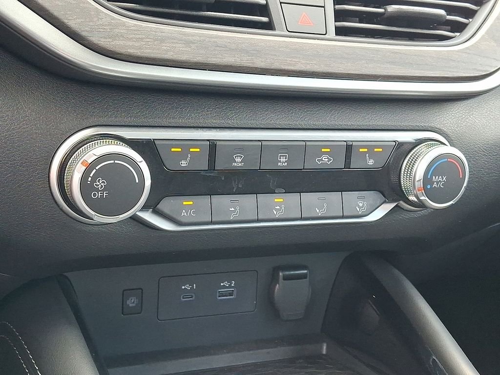 Used 2023 White Nissan 2.5 SV image 18