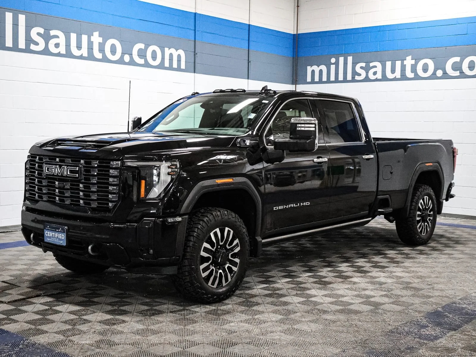 Certified 2025 GMC Sierra 2500HD Denali Ultimate with VIN 1GT1UXEY9SF156795 for sale in Baxter, Minnesota
