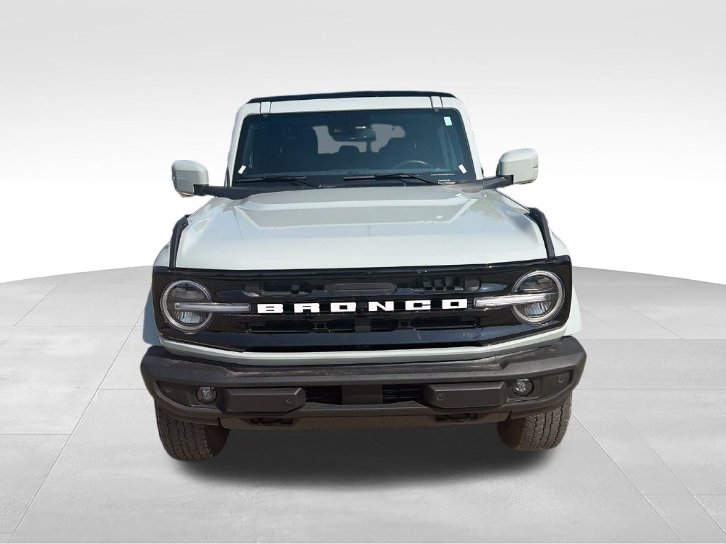Used 2024 Green Ford Outer Banks image 8