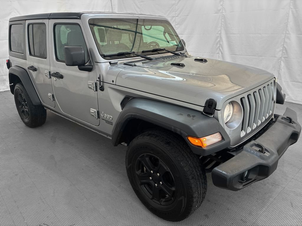 Used 2018 Silver Jeep Unlimited Sport S image 8