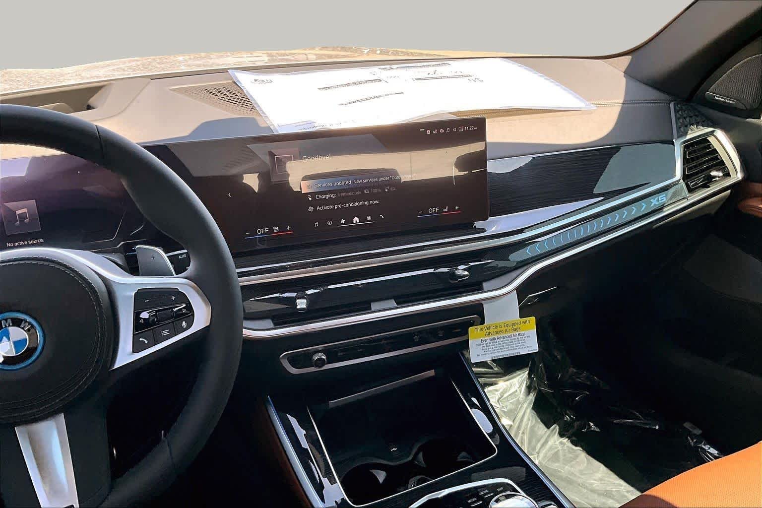 New 2026 Skyscraper Grey Metallic BMW xDrive50e image 6