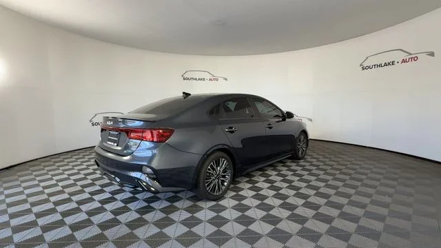 Used 2024 Gray Kia GT-Line image 9