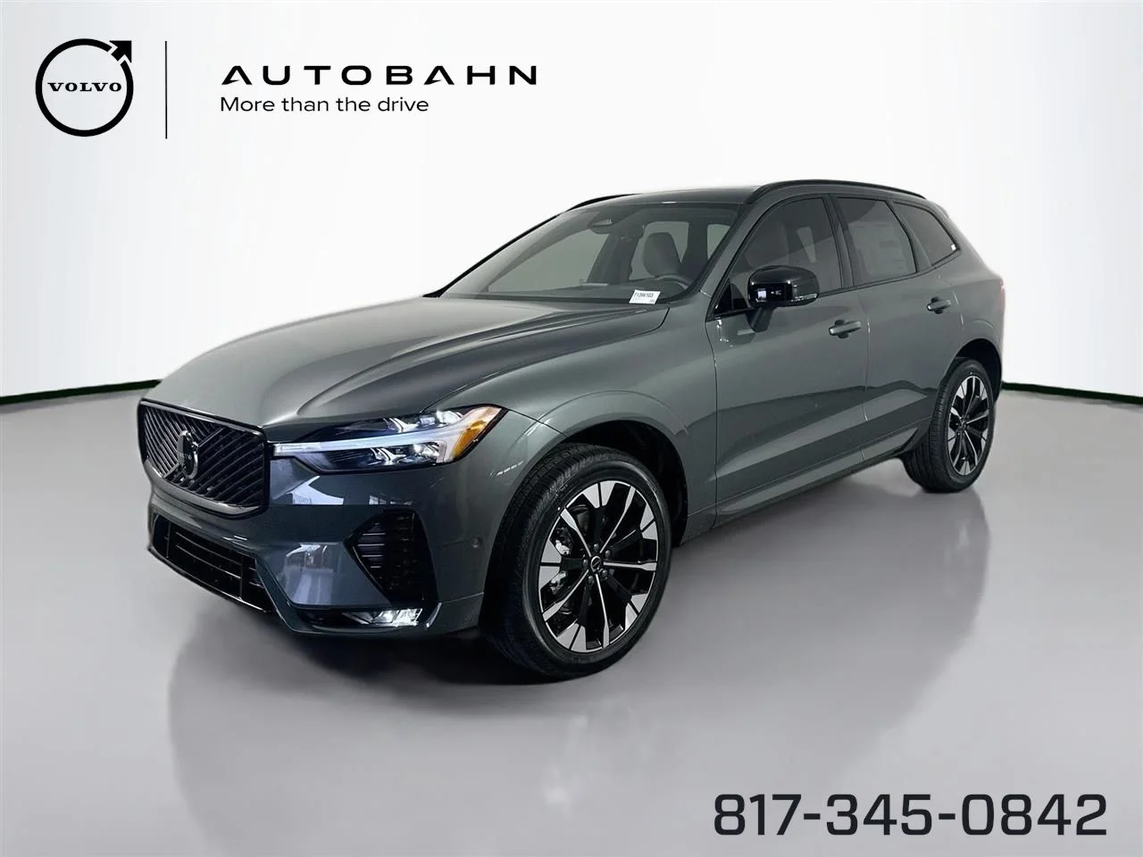 2026 Volvo XC60 B5 Plus Dark AWD's photo