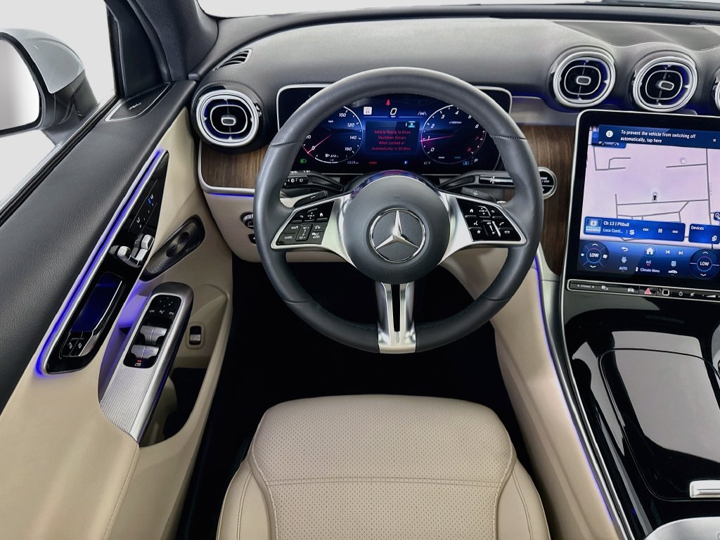 Used 2026  Mercedes-Benz GLC 300 image 10