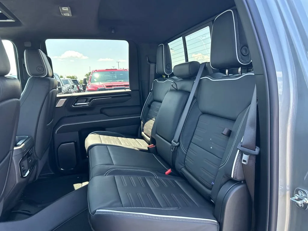 2026 GMC Sierra 2500HD AT4X - Photo 36