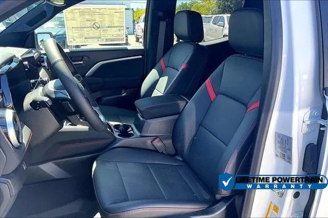 2026 Chevrolet Colorado Z71 - Photo 10