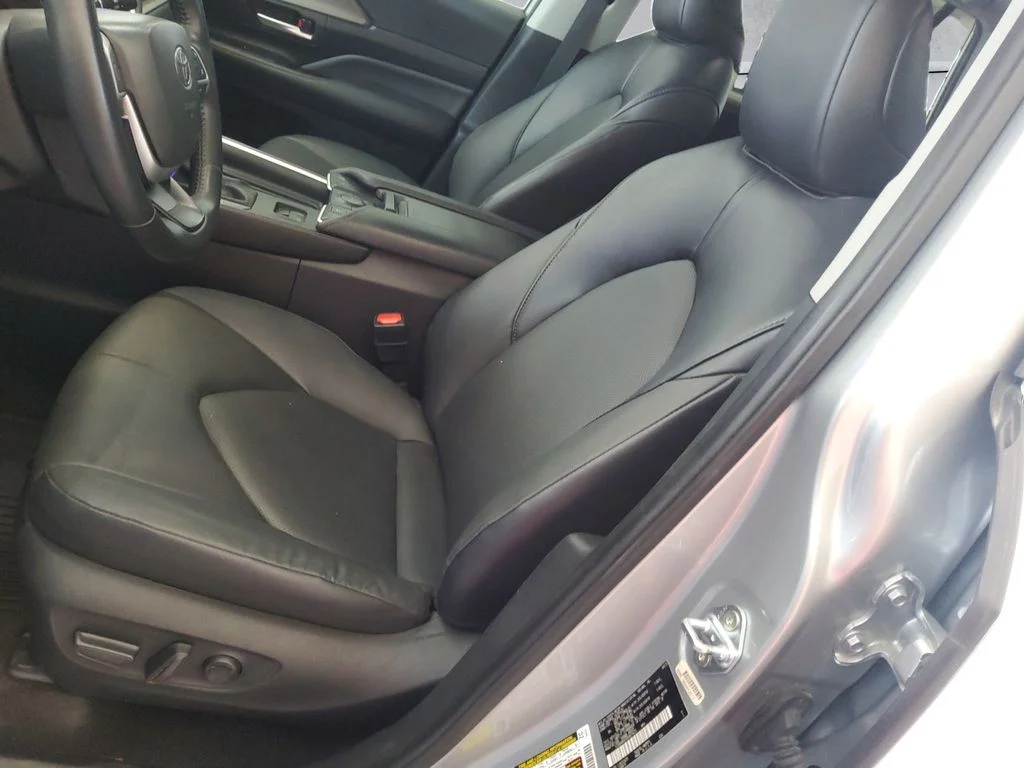 Used 2024 Silver Toyota XLE image 8