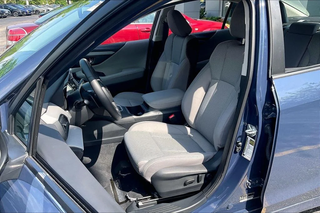 Used 2025 Blue Subaru Premium image 28