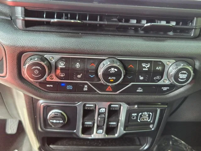 Used 2024 Silver Jeep Sport S 4xe image 20