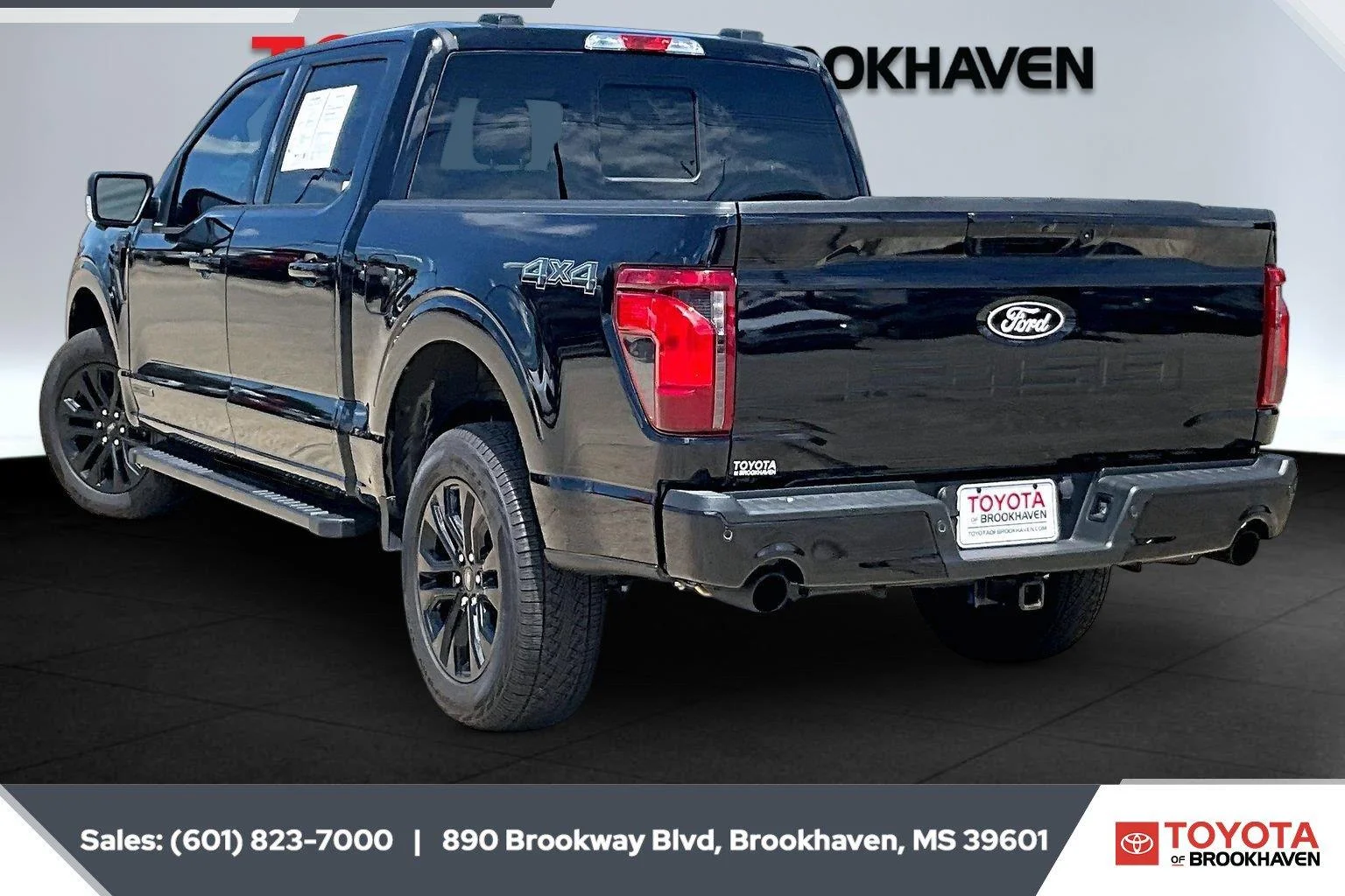 Used 2025 Agate Black Ford XLT image 2