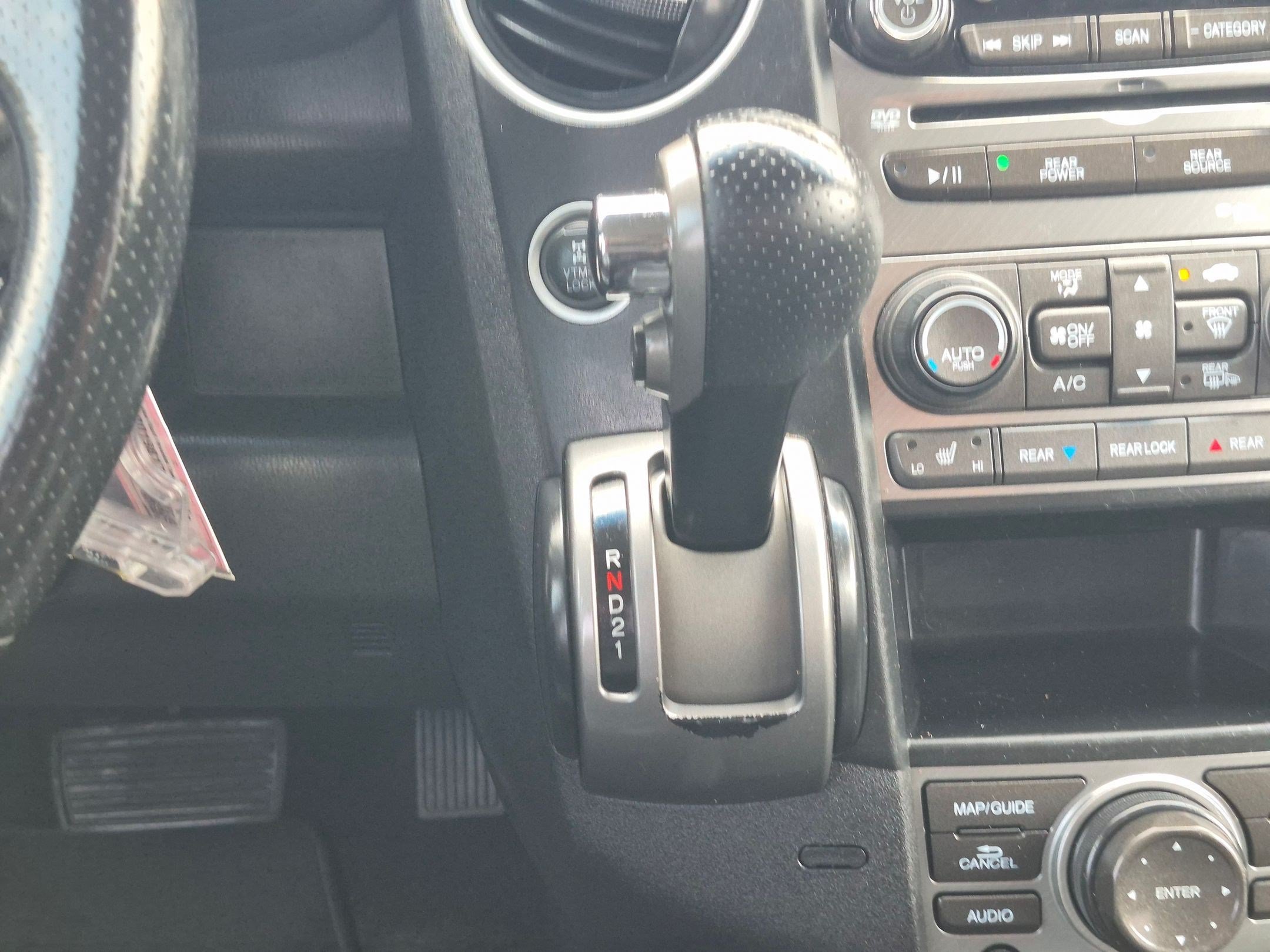 Used 2012 Maroon Honda Touring image 26