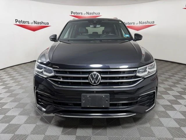 Used 2022 Black Volkswagen 2.0T SEL R-Line image 2