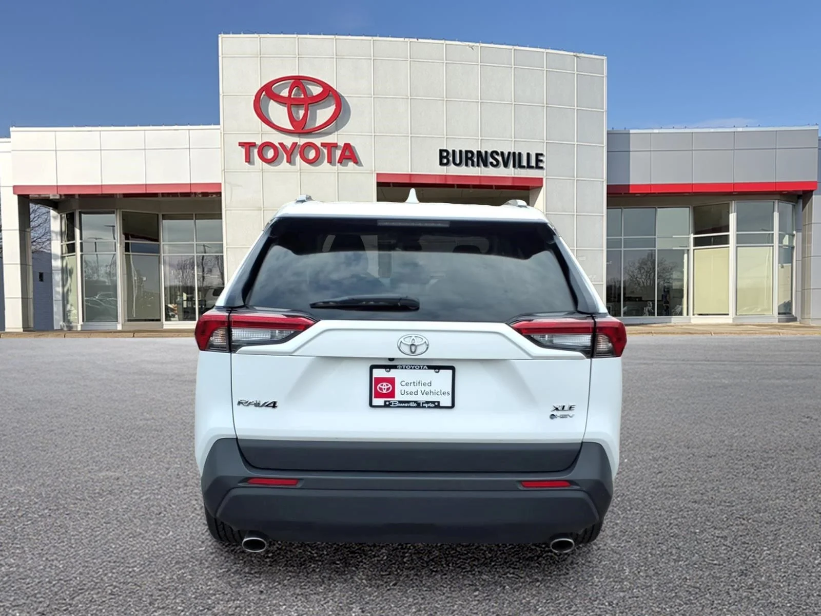 Certified Used 2025 White Toyota XLE image 5