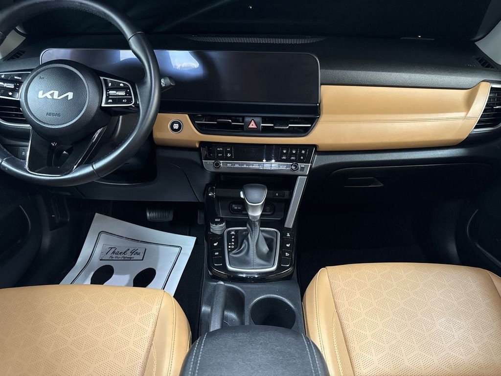 Used 2024 Ocean Blue Kia EX image 25