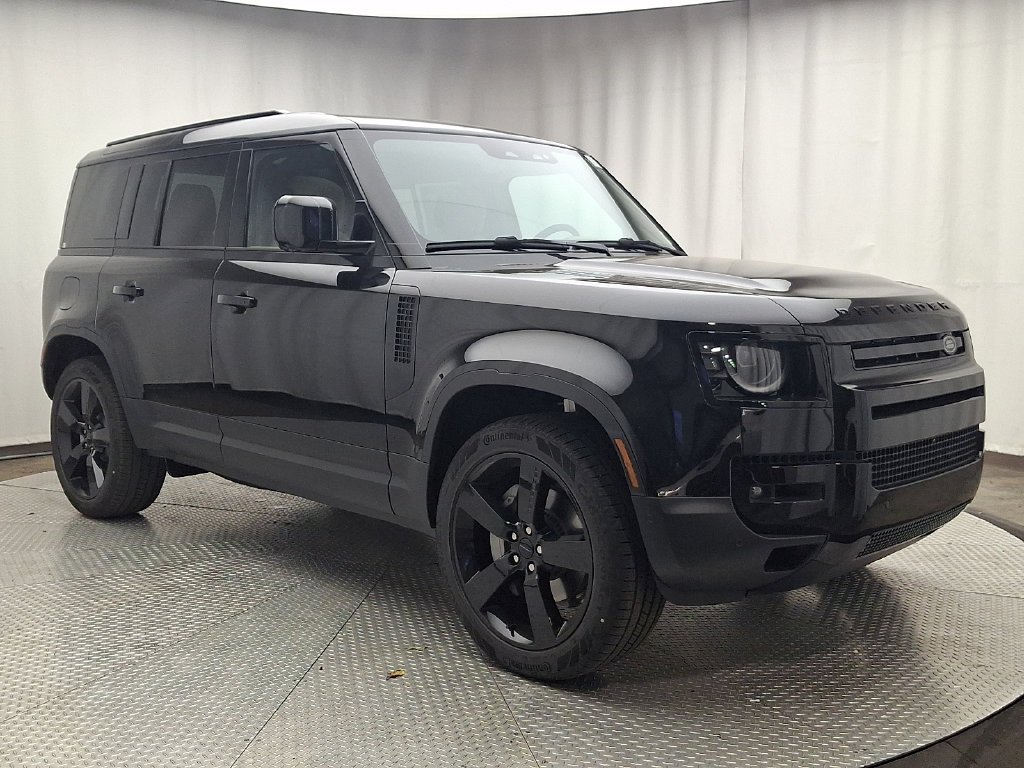 New 2026 Santorini Black Land Rover S image 2