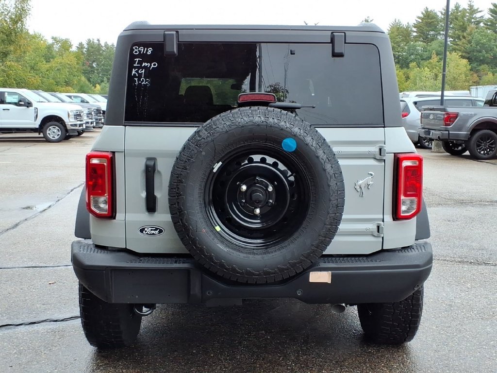 New 2026 Avalanche Gray Ford Big Bend® image 5