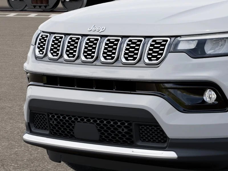 New 2026 Bright White Clear-Coat Exterior Paint Jeep Limited image 37
