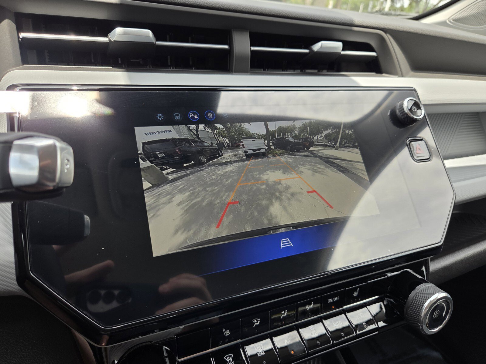 2027 Chevrolet Bolt LT - Photo 31