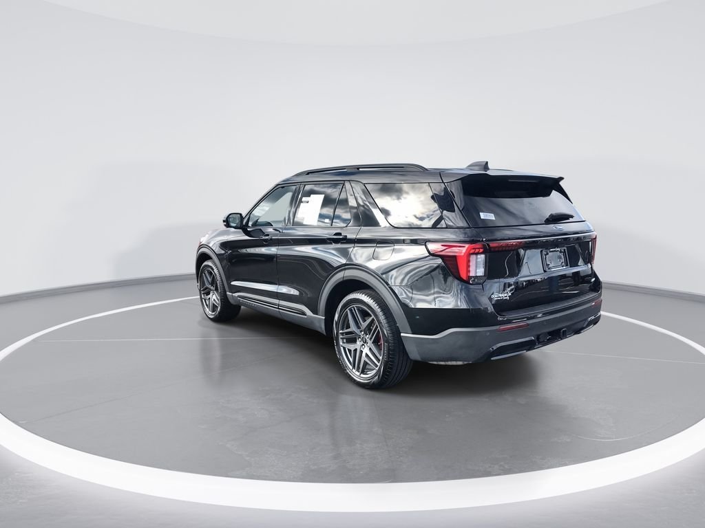 Used 2025 Black Ford ST-Line image 6