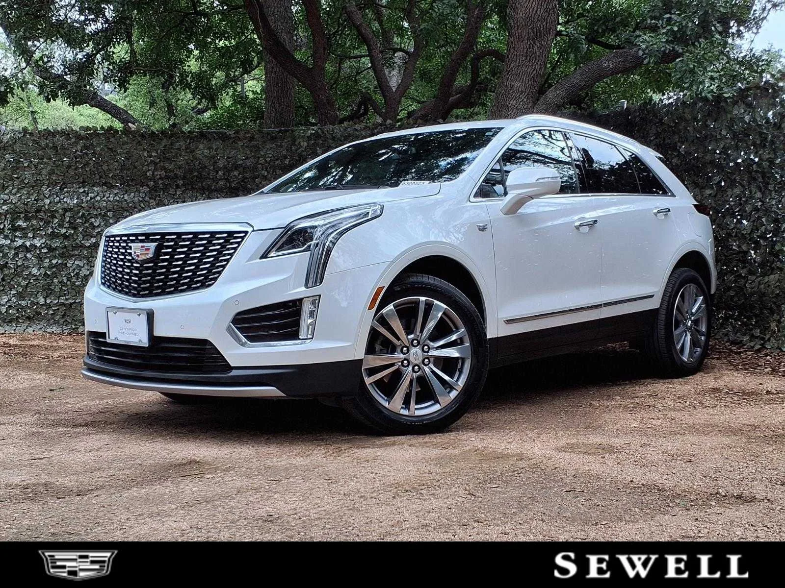 2024 Cadillac XT5 FWD Premium Luxury's photo