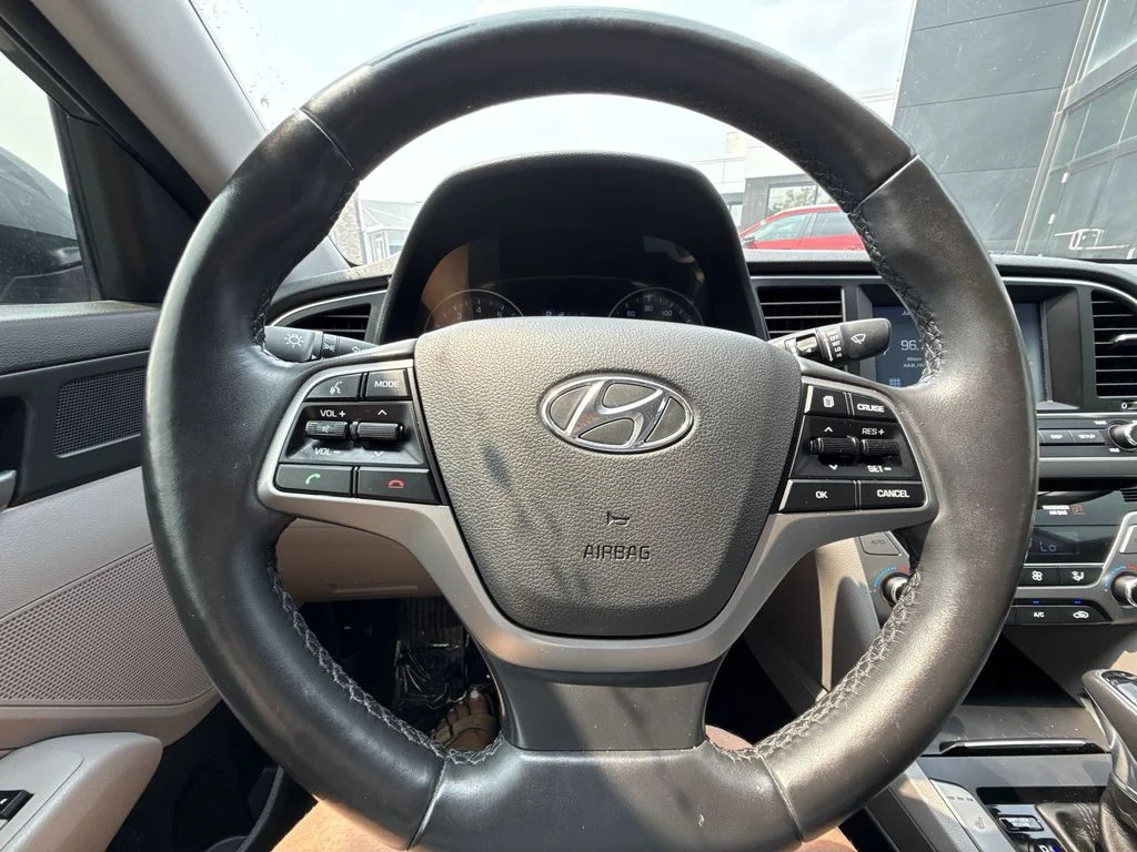 Used 2017 Gray Hyundai SE image 14