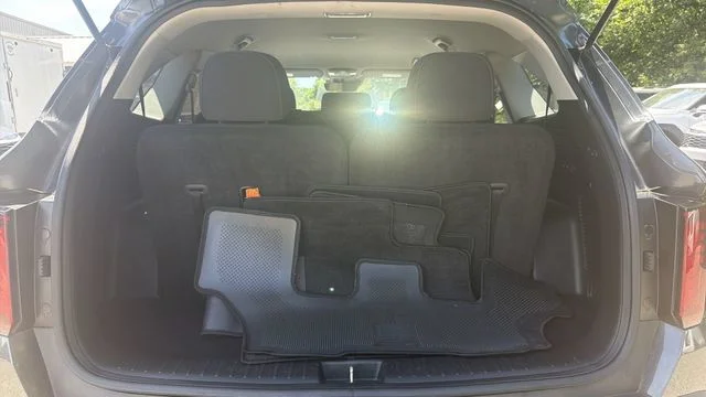 Certified Used 2023 Gray Kia LX image 20
