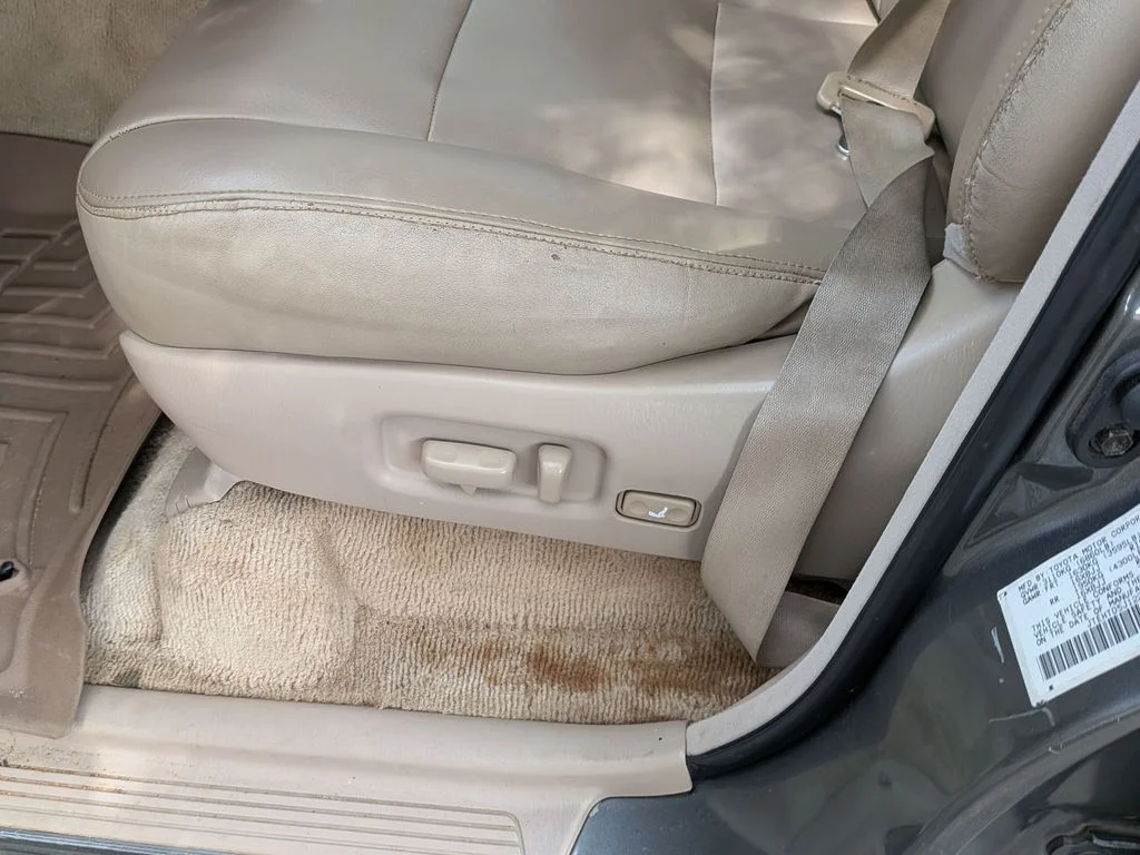 Used 2002 Green Toyota Base image 19