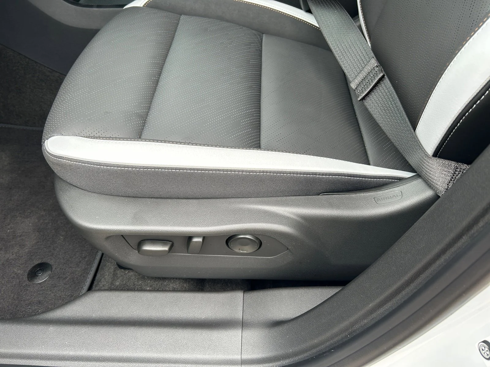New 2026 Summit White Buick Sport Touring AWD image 15