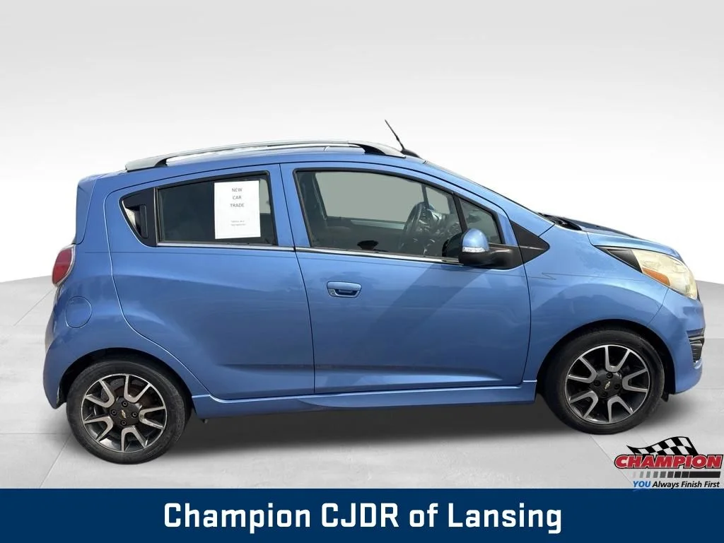 Used 2014 Blue Chevrolet 2LT image 9