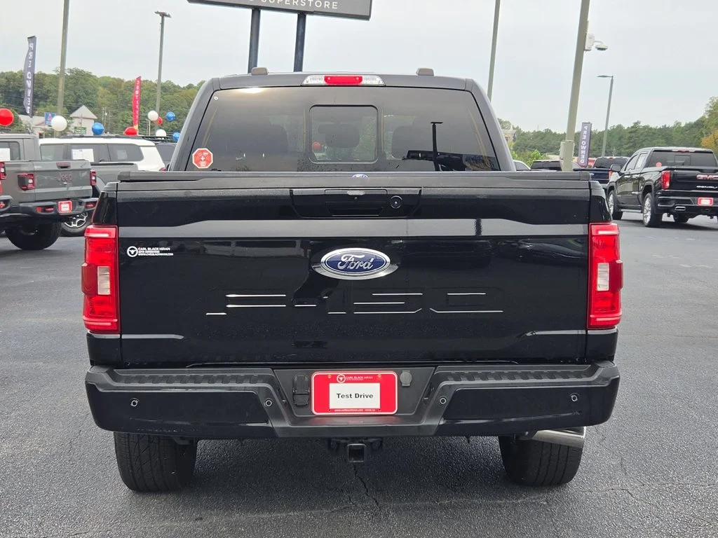 Used 2023  Ford XLT image 6