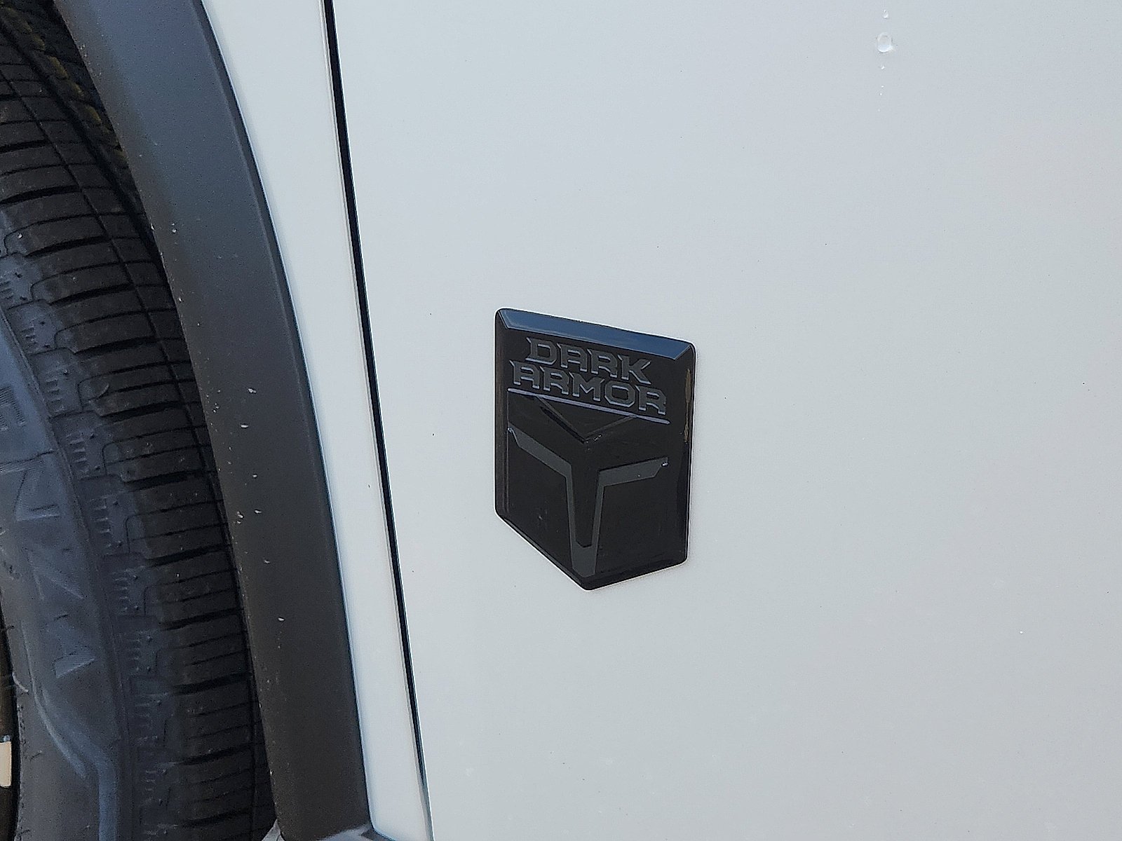New 2026 Everest White Pearl TriCoat Nissan Dark Armor™ image 6
