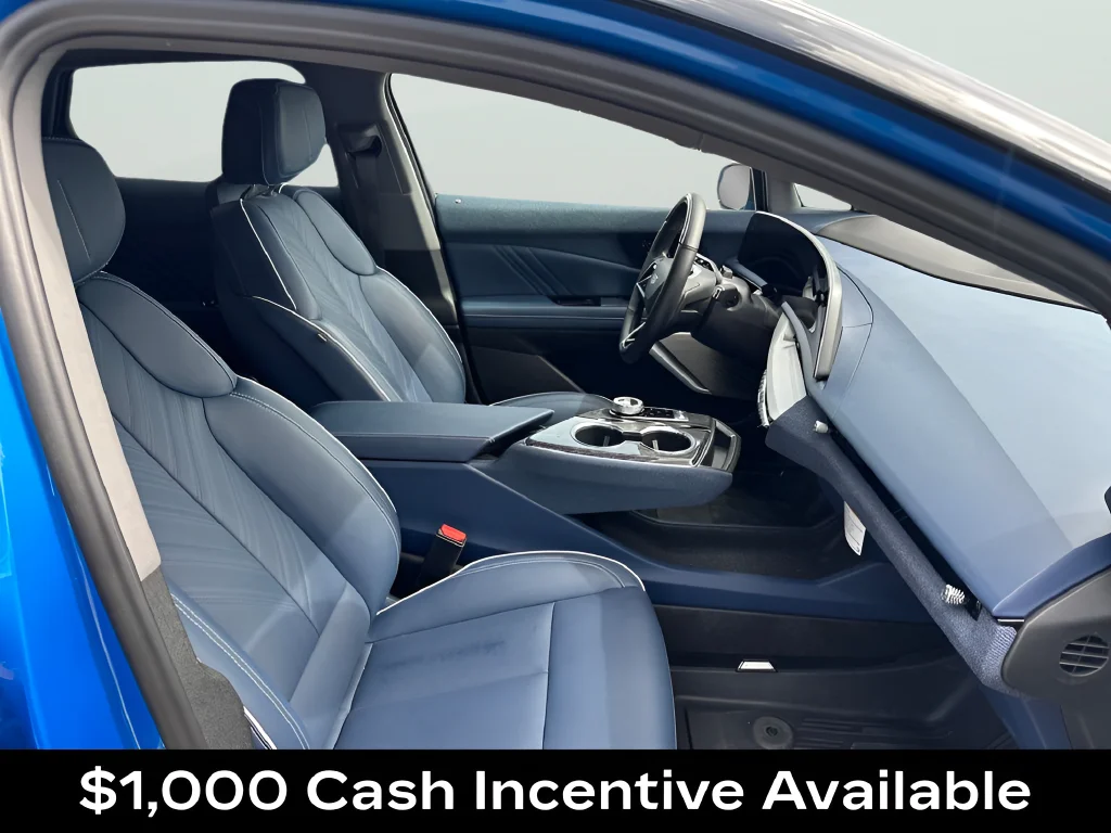 2025 Cadillac OPTIQ Luxury 2 - Photo 34