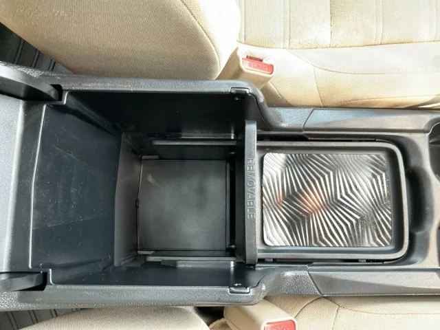 Used 2017  Honda EX image 28