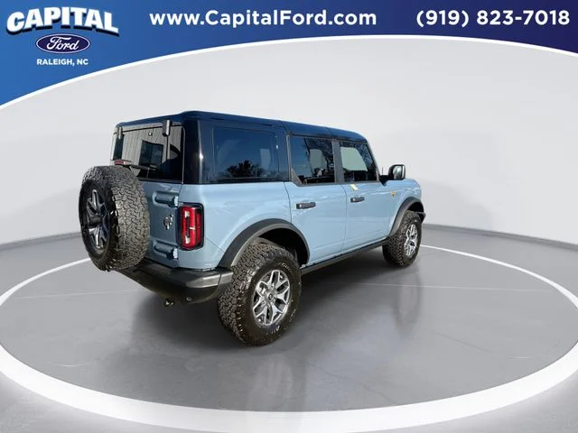 Used 2025 Gray Ford Badlands image 8