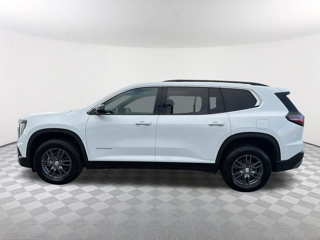 Used 2026 White GMC Elevation image 8