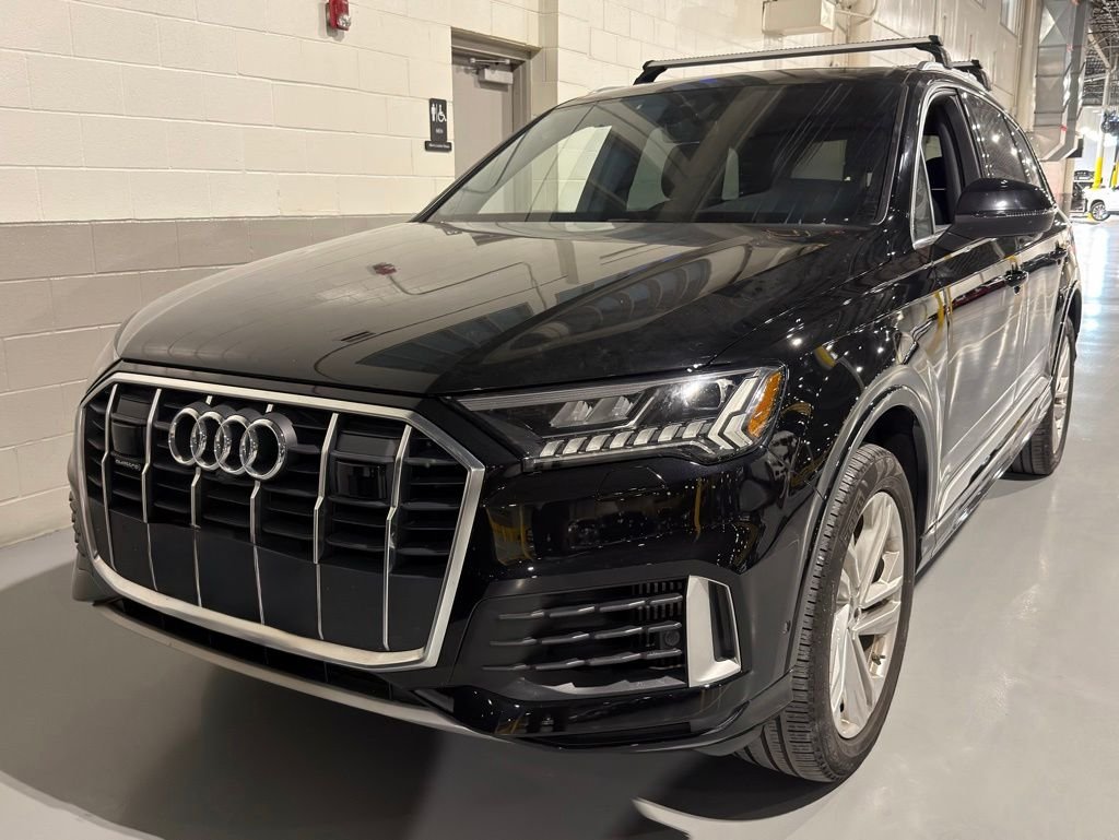 2024 Audi Q7 55 Premium Plus quattro Tiptronic's photo